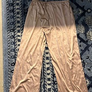 Skims Woven Shine Pant